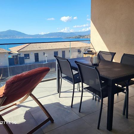 Appartement De Standing Bord De Mer Pietrosella Exteriér fotografie