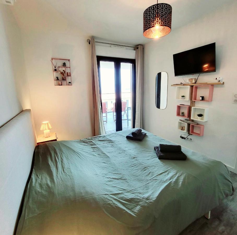 Appartement De Standing Bord De Mer Pietrosella Exteriér fotografie